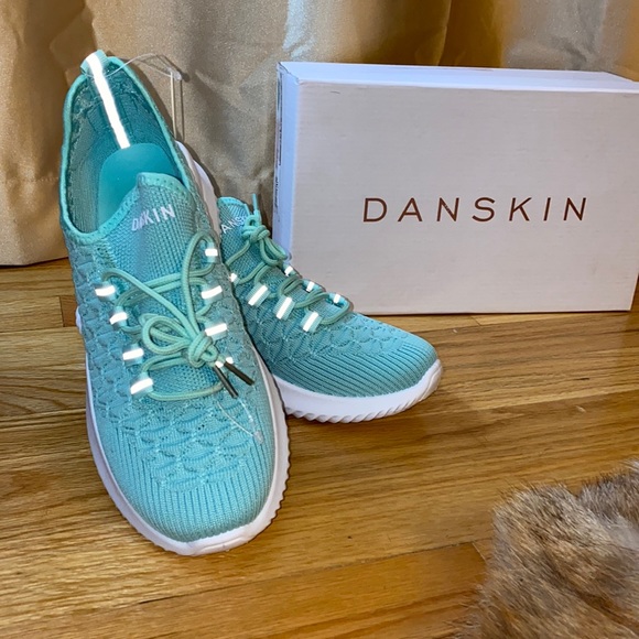 Danskin Shoes - NWT Teal tennis shoes